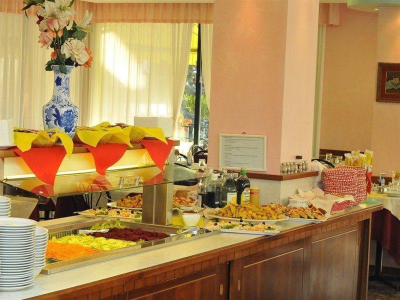 Hotel Jadran Лидо-ди-Езоло Экстерьер фото